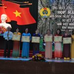 Trao thưởng lao động nữ Cao su Đồng Nai xuất sắc