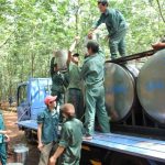 Đoàn kết, chung vai sát cánh vượt qua khó khăn