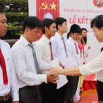 Công ty CP Đầu tư Phát triển Cao su Nghệ An: Kết nạp cùng lúc 35 Đảng viên mới