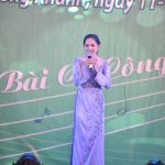 Cô giáo mầm non có giọng hát vàng
