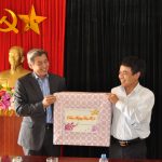 Nơi khó vẫn có niềm vui