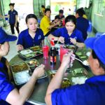 Nâng cao vai trò của Công đoàn đảm bảo bữa ăn giữa ca