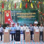 Công đoàn Dầu Tiếng tặng 11 bộ âm thanh nhân “Tháng Công nhân”
