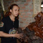Người thổi hồn vào gỗ