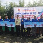 Trao 8 loa di động phục vụ sinh hoạt chi đoàn