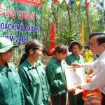 Cao su Chư Sê: Khen thưởng 32 công nhân xuất sắc quý I