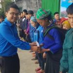 Đoàn Thanh niên VRG tình nguyện ở Hà Giang
