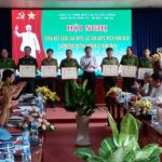 Cao su Dầu Tiếng thưởng 126 tập thể và 181 cá nhân hơn 242 triệu đồng