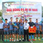 Cao su Chư Mom Ray vô địch giải bóng đá mini khối thi đua Tây Nguyên