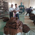 Nhà máy chế biến mủ K’Dang: Cải tiến kỹ thuật, nâng cao thu nhập cho người lao động