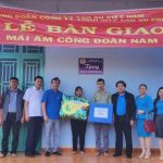 Trao hai căn nhà “Mái ấm Công đoàn” cho công nhân Cao su Chư Sê