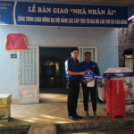 Đoàn Thanh niên Cao su Bình Long trao nhà nhân ái