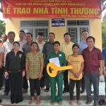 Cao su Chư Păh trao nhà tình thương cho công nhân khó khăn