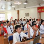 Với Đảng vẹn tròn tin yêu!