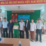 Công nhân cao su nhanh trí bắt cướp