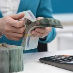 Lãi suất tiền gửi bất ngờ tăng trở lại