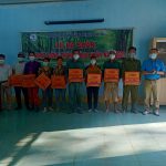 Công đoàn Trường Cao đẳng Công nghiệp Cao su  tặng quà công nhân