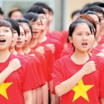 Thiêng liêng hai tiếng Việt Nam