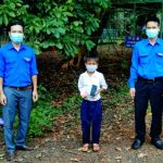 Nhiều phần quà ý nghĩa tặng con người lao động vui đón Tết trung thu