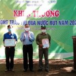 Cao su Lộc Ninh khen thưởng cho 1 tập thể và 37 cá nhân xuất sắc