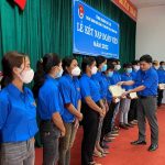 Cao su Mang Yang tổ chức đối thoại với thanh niên