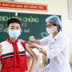Chuyên gia khuyến cáo phụ huynh đưa trẻ 5-11 tuổi đi tiêm vaccine COVID-19