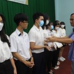 Cao su Bình Long tuyên dương gần 200 học sinh xuất sắc, tiêu biểu