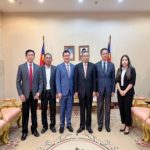 Ông Yim Chhayly - Phó Thủ tướng Vương quốc Campuchia biểu dương những đóng góp nổi bật của VRG