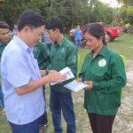 Cao su Bà Rịa - Kampong Thom trao thưởng danh hiệu kiện tướng cho người lao động