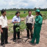 Phải thực sự thương công nhân, cùng ăn, cùng ở, cùng làm với công nhân