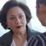 Bị má chồng mắng vì hay chỉnh sửa chồng