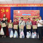 Khu công nghiệp Nam Tân Uyên tặng 360 phần quà Tết cho công nhân khó khăn
