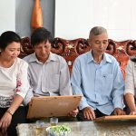 Gia đình 3 thế hệ xây dựng tương lai bằng nghề cao su