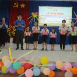 Chi đoàn Bệnh viện Đa khoa Cao su Dầu Tiếng: Trao thưởng Khuyến tài khuyến học